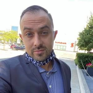 Meet your Posher, Bradley